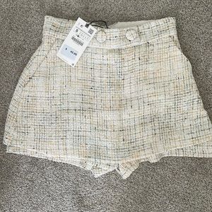 Zara Skort NWT****